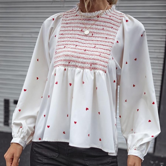 black heart print ruffle long sleeve top - Picture 3 of 15